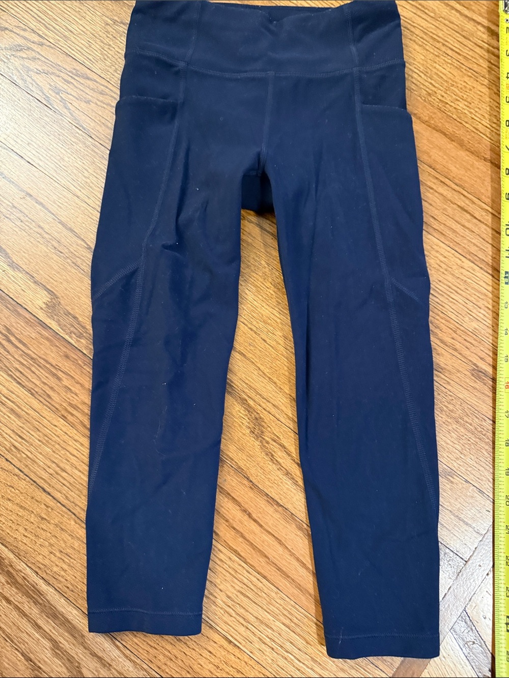 Athleta Girl Navy High-Rise Capri Leggings